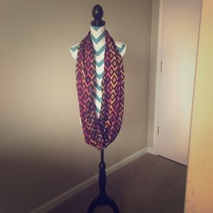 Multicolored geometric convertible circle scarf